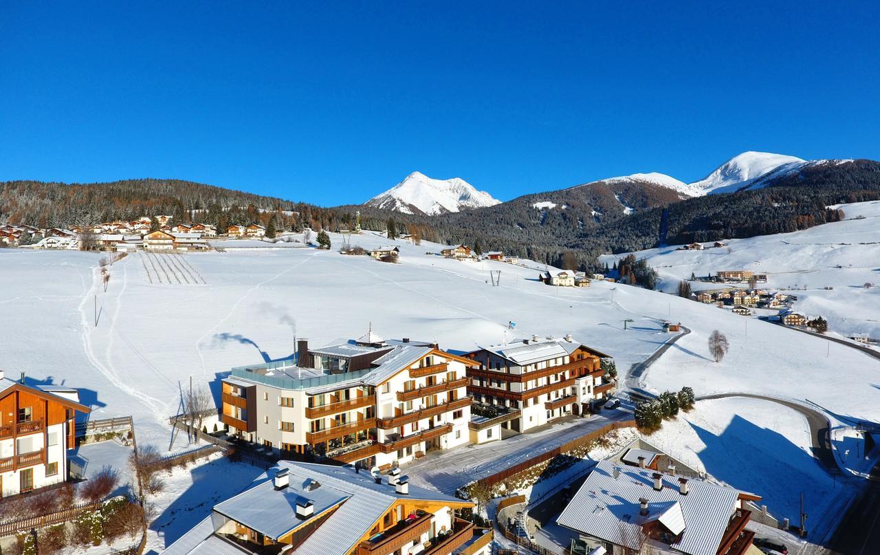 Hotel Kristall マランツァ エクステリア 写真